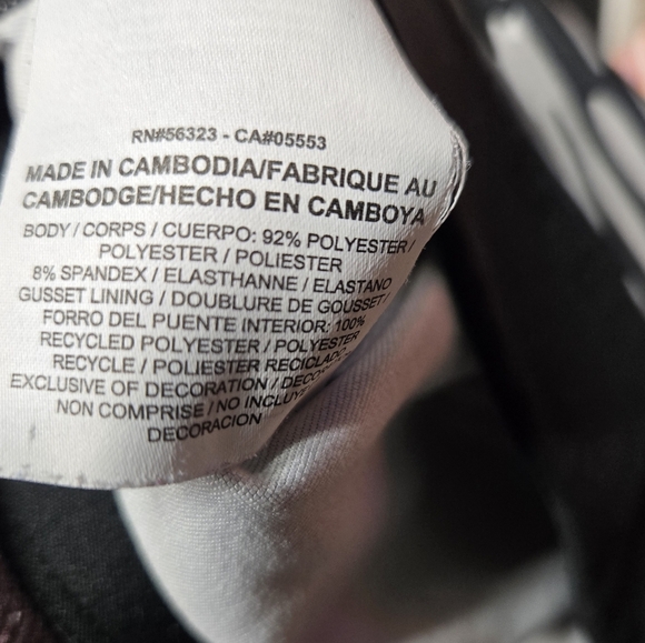 Nike Dri Fit Women's Black and Grey Patterned Capri Leggings Large - Picture 6 of 6